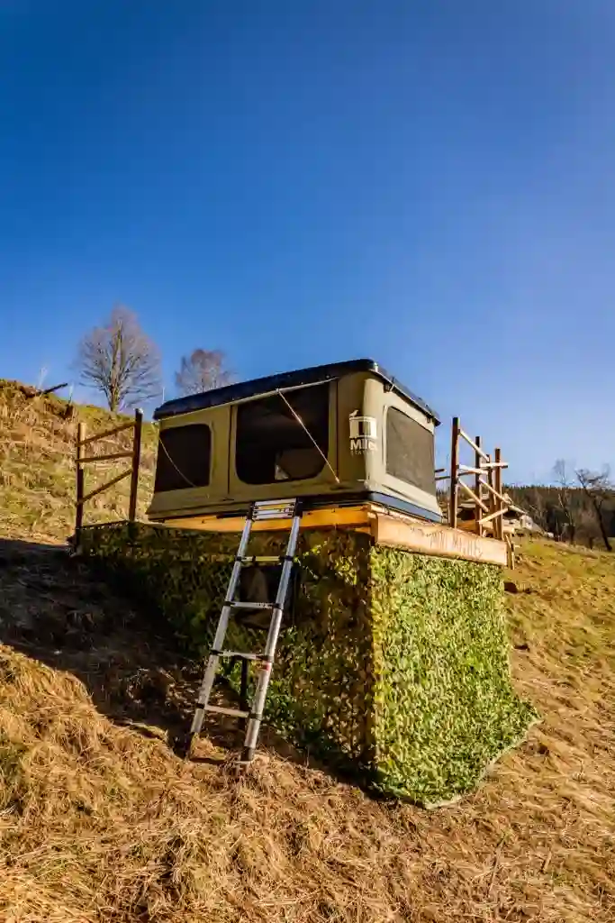 Dachzelt Dorf Furtwangen Mini Michel Femkes Rooftoptents Miles Starling Season Sale