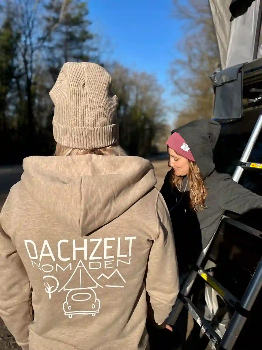 dachzeltnomaden shop dzn merch dzn hoodie kaufen