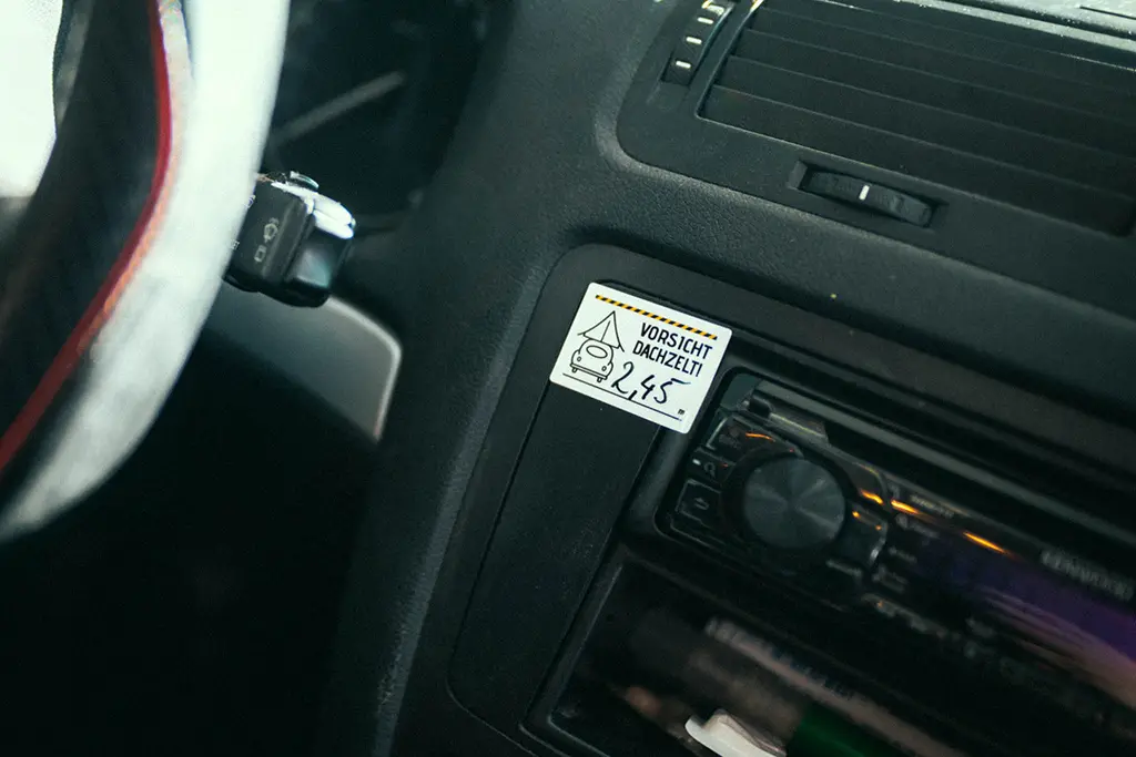 Dachzeltnomaden Shop DZN Merch Vorsicht Sticker kaufen