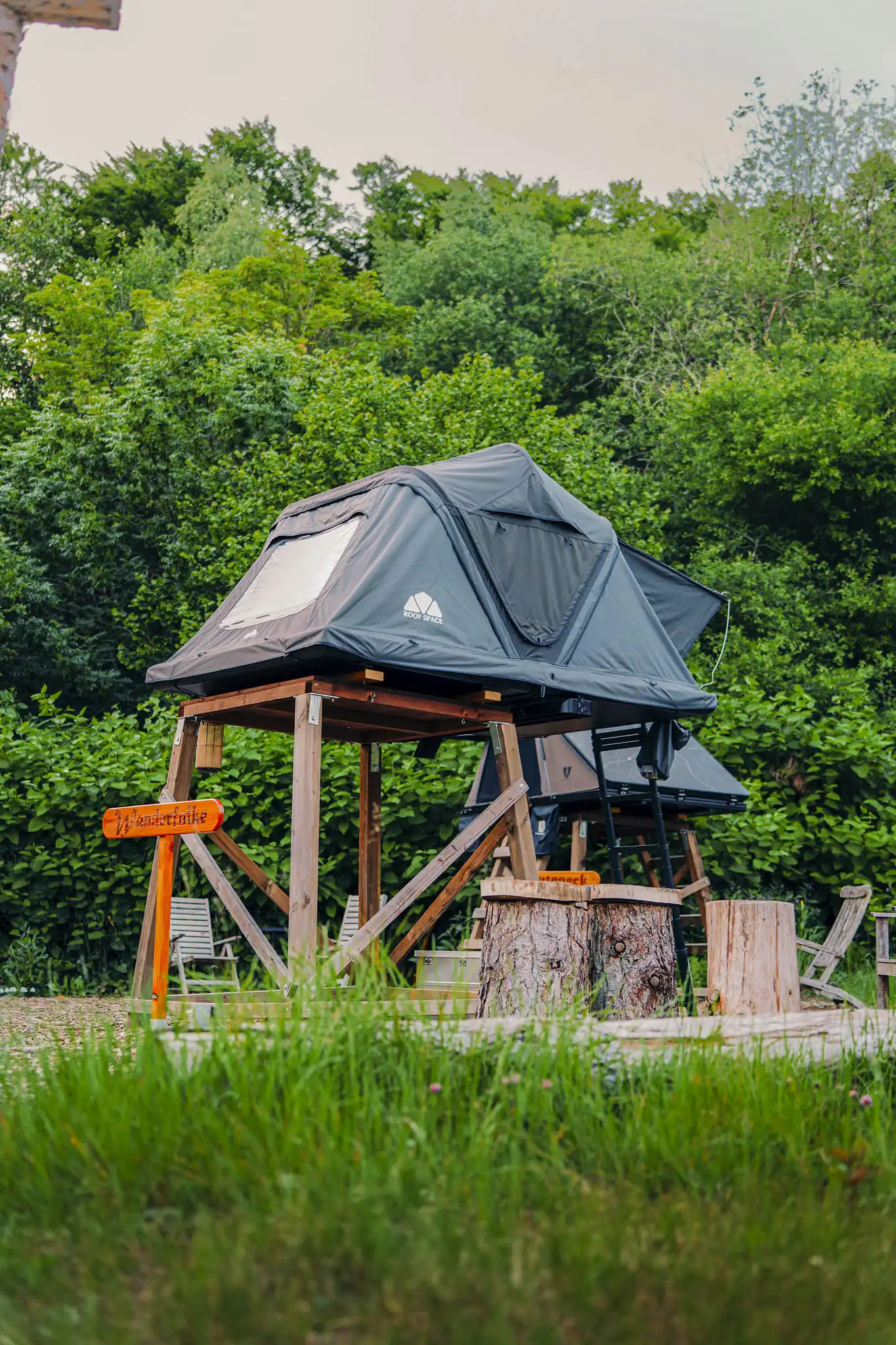 Dachzelt Dorf Freilingen ROOF SPACE Dachzelt ROOF SPACE 2 Season Sale