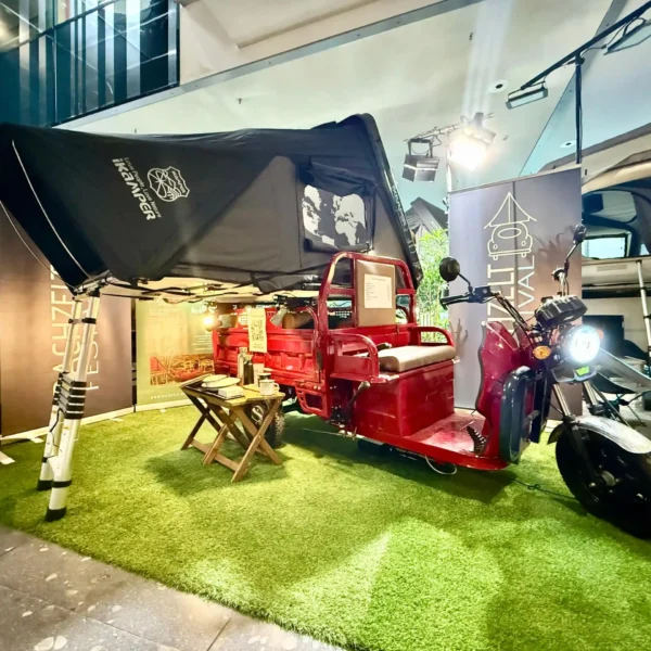 dachzeltnomaden-cmt-ausstellung-dachzelt-skycamp-30-mini~2