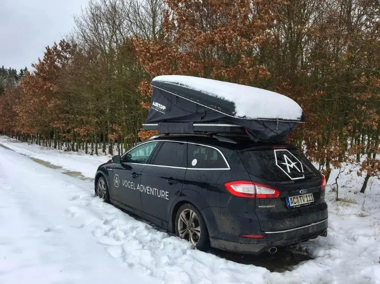 schnee dachzelt winter strasse buesche