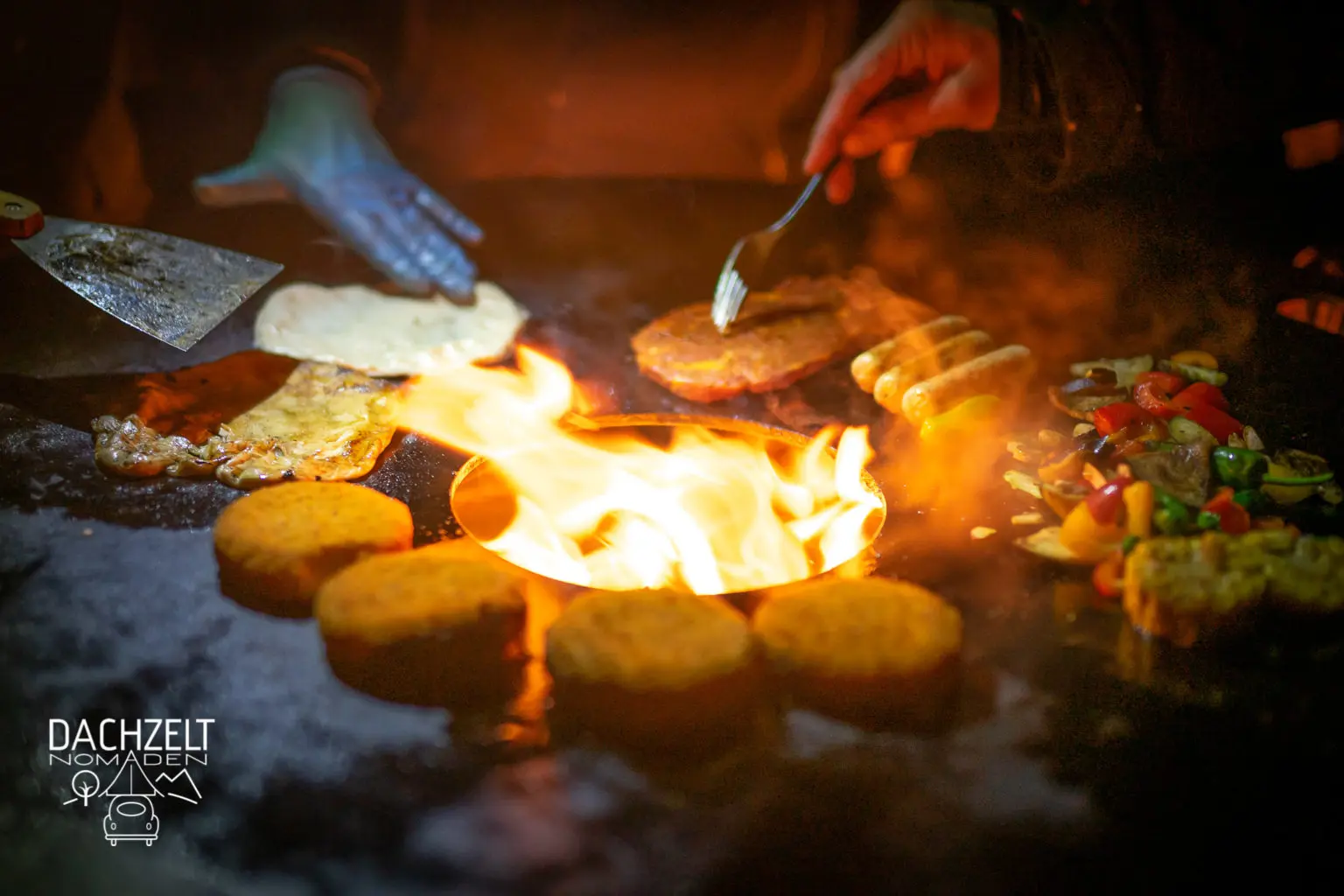 Dachzeltnomaden Kochbuch Campingküche Rezepte Outdoor kochen unterwegs