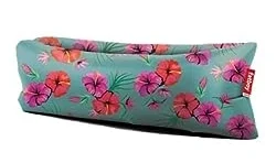 Luftcouch mit blumenmuster