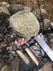 Popkorn Machine offenes Feuer kochen unterwegs feuerküche