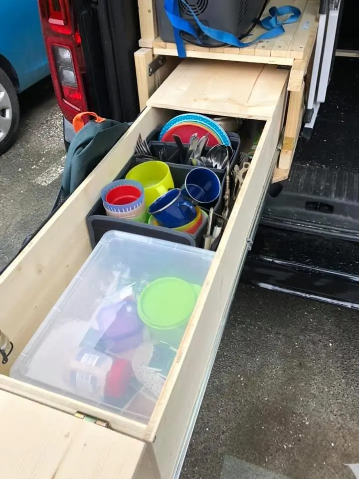 kofferraum auszug dachzelt auto holz kisten