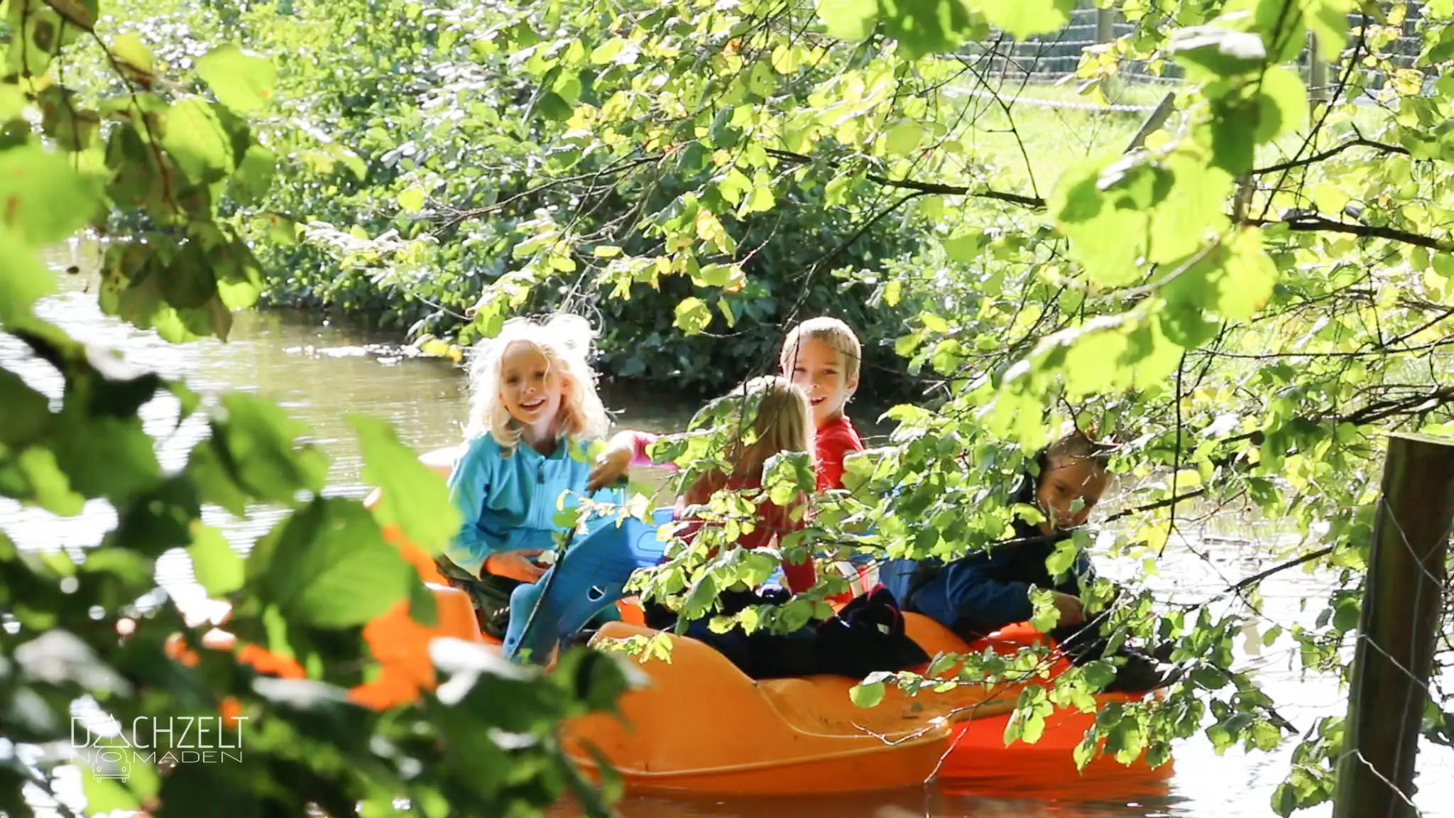 DDas erste Dachzeltnomaden-Treffen der Welt 2017as erste Dachzelttreffen der Welt 2017