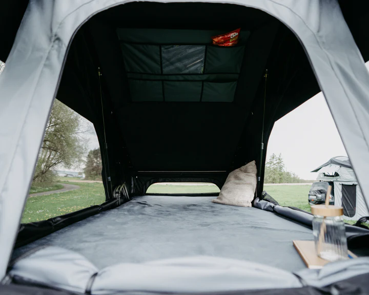 ARCTA Radix Alu Hartschalendachzelt Innenansicht