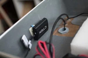 Der CTEK Battery Sense – Bluetooth Sender
