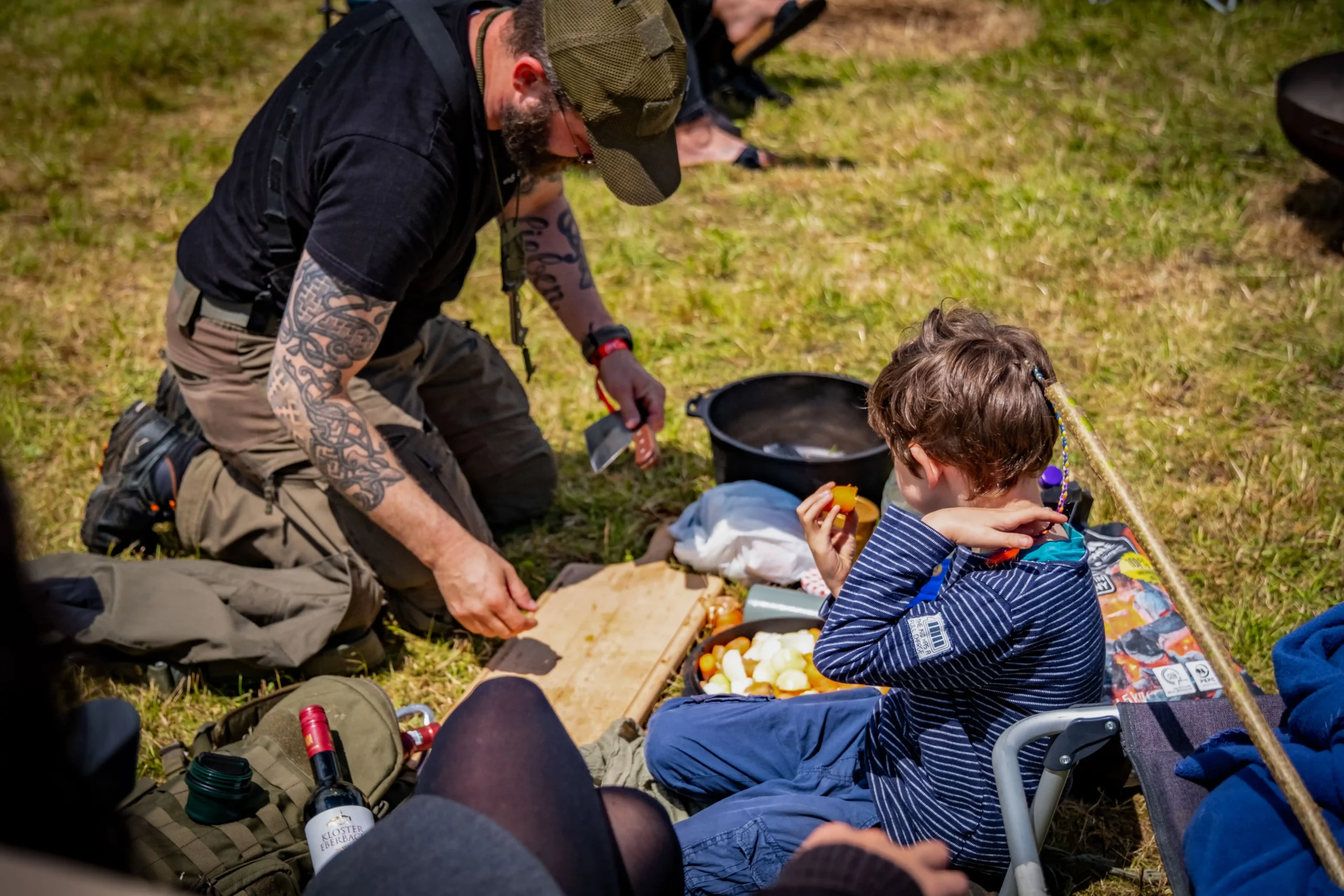 DACHZELT CAMP Thüringen Dachzeltnomaden Mahl