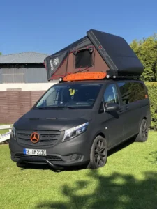 Krissys & Matzes Mercedes Vito mit iKamper Skycamp 2.0