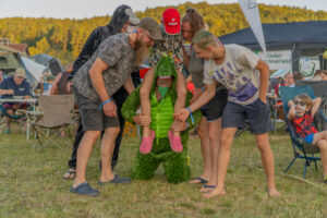 Dino/Affen Bilder DACHZELT CAMP Bayern