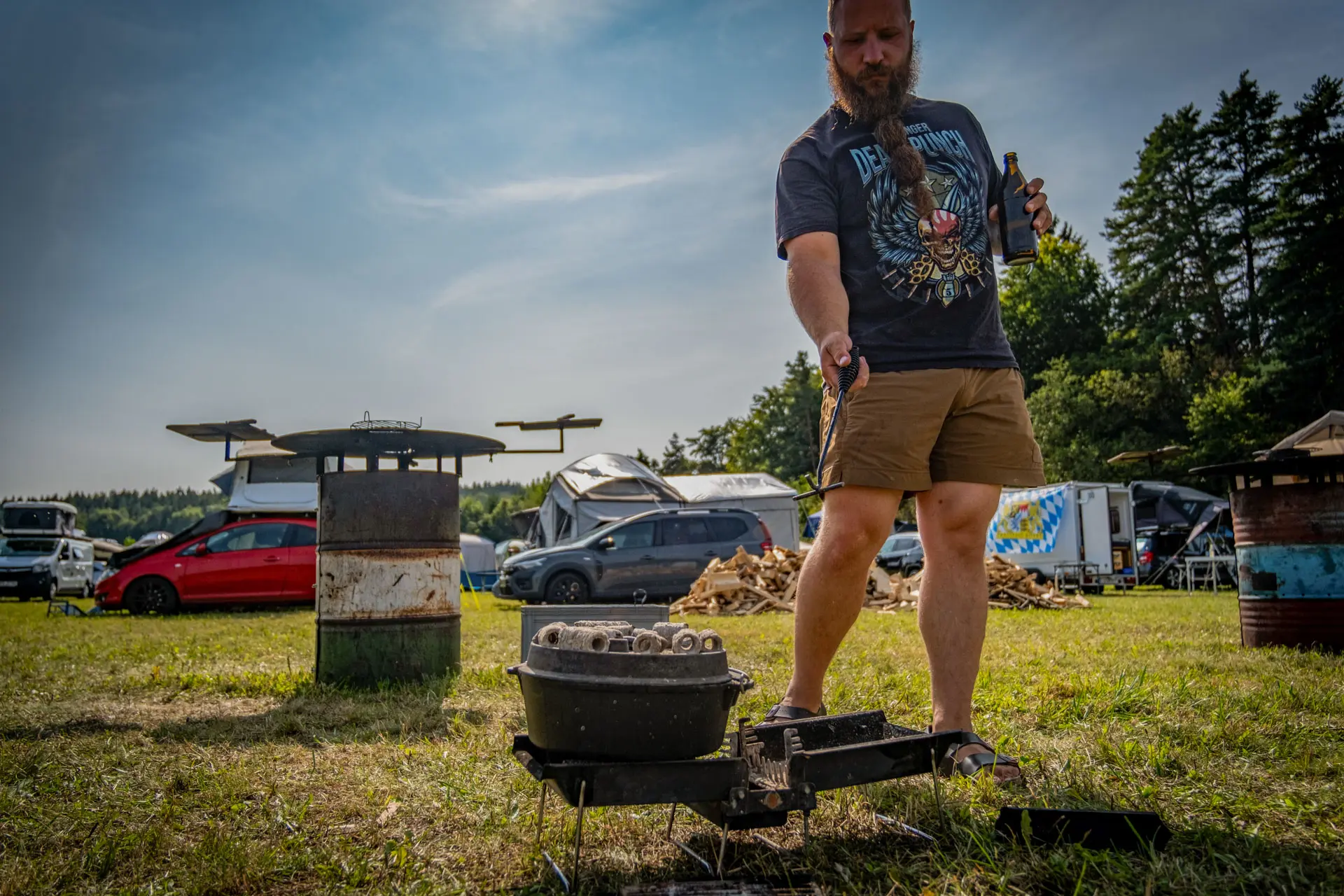 DACHZELT CAMP Bayern 2024 Feuertonnen fruehstueck