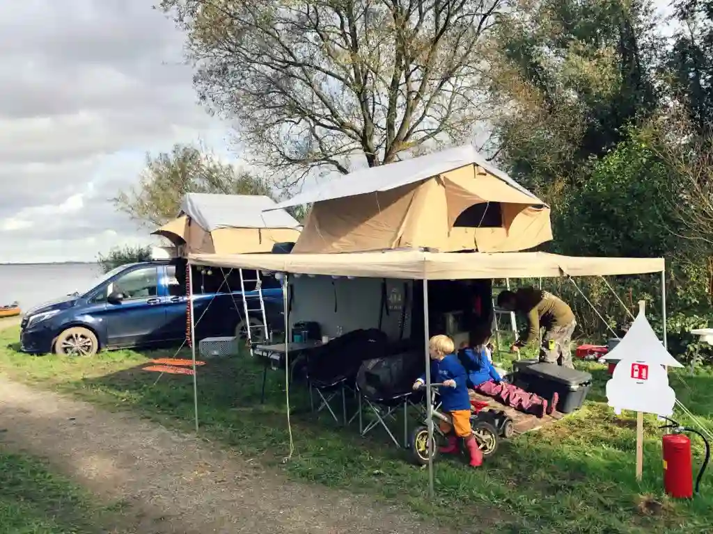 klappdachzelt mit markise familien dachzelt 4 personen