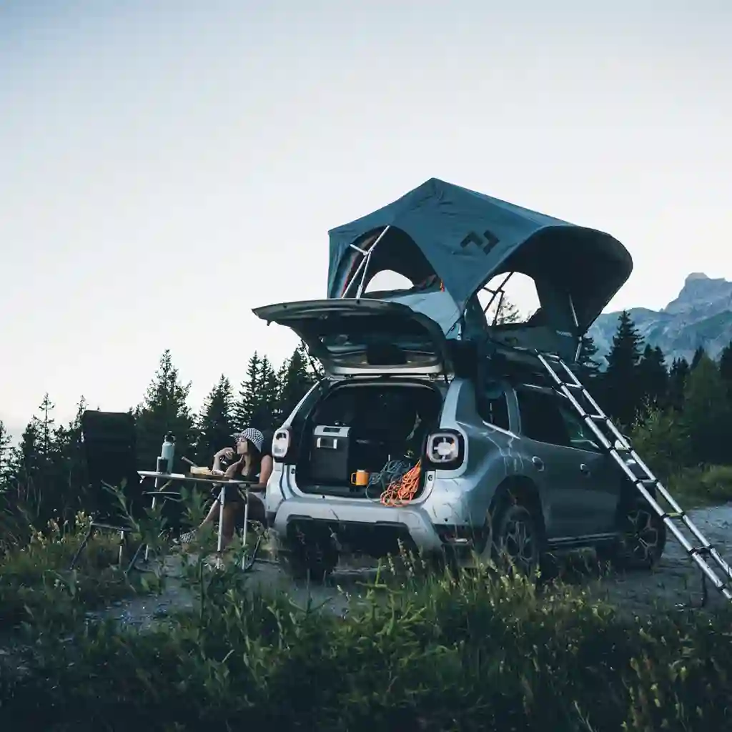 dometic dachzelte wiese auto abendstimmung