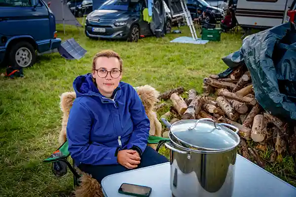 DACHZELT CAMP Thüringen Dachzeltnomaden Mahl