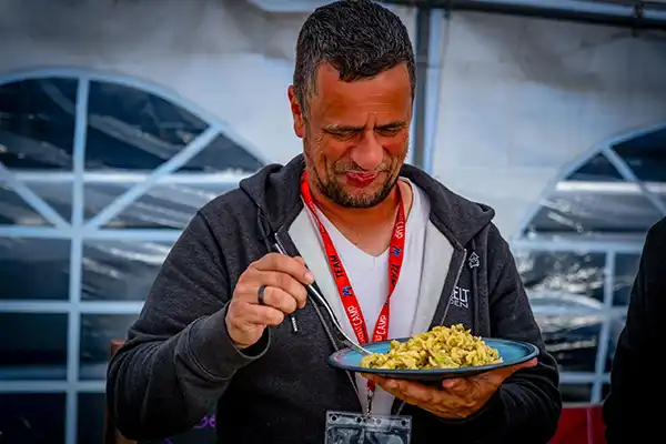 DACHZELT CAMP Thüringen Dachzeltnomaden Mahl