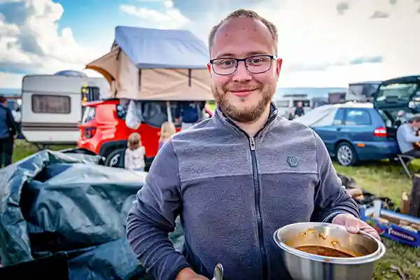 DACHZELT CAMP Thüringen Dachzeltnomaden Mahl