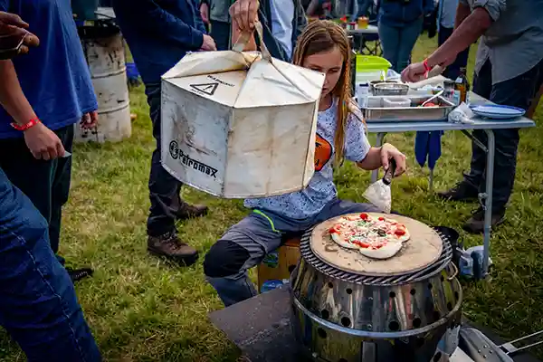 DACHZELT CAMP Thüringen Dachzeltnomaden Mahl