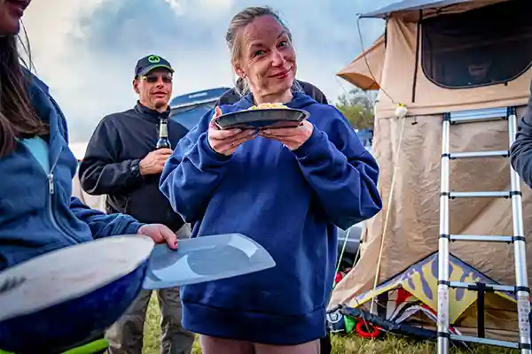 DACHZELT CAMP Thüringen Dachzeltnomaden Mahl