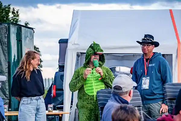 DACHZELT CAMP Thüringen Spendenaktion