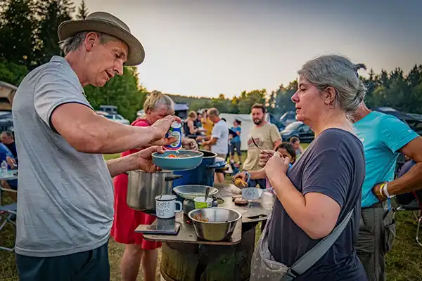 DACHZELT CAMP Bayern 2024 Dachzeltnomaden Mahl
