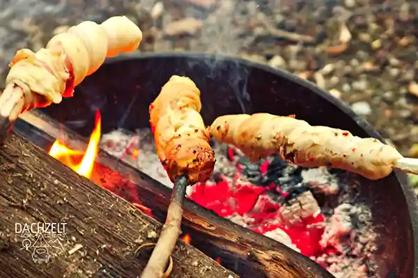 Grillen stockbrot selbstgemacht kochen unterwegs