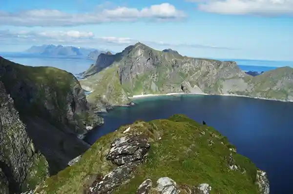 Norwegen Lofoten berge wasser blauer himmel norwegen