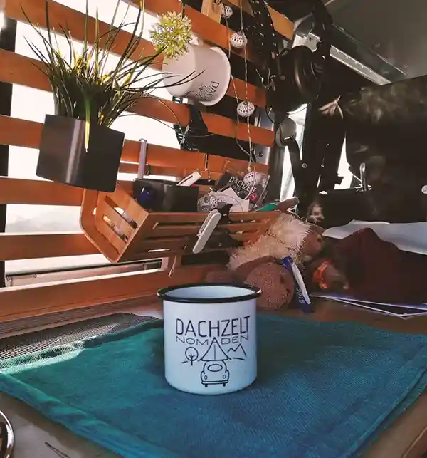 Dachzeltnomaden Emaille Tasse, Campingküche, Kücheneinrichtung