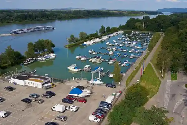 Marina/ Yachthafen in Tulln, Österreich