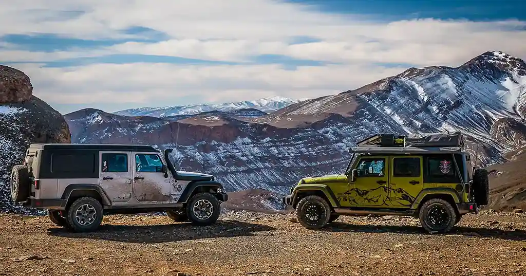 Dachzelt Heizung Geländewagen Dachzelt Berge Schnee