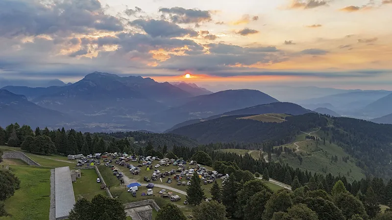 DACHZELT CAMP Italia Forte Leone