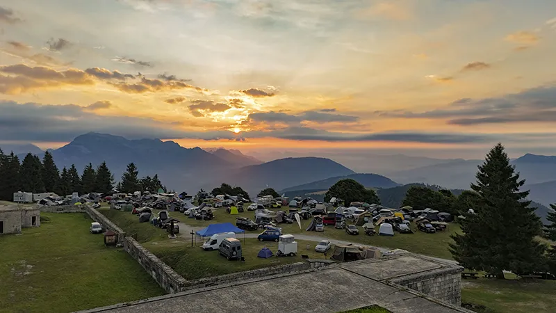 DACHZELT CAMP Italia Forte Leone