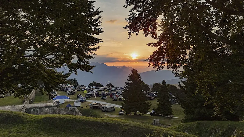 DACHZELT CAMP Italia Forte Leone
