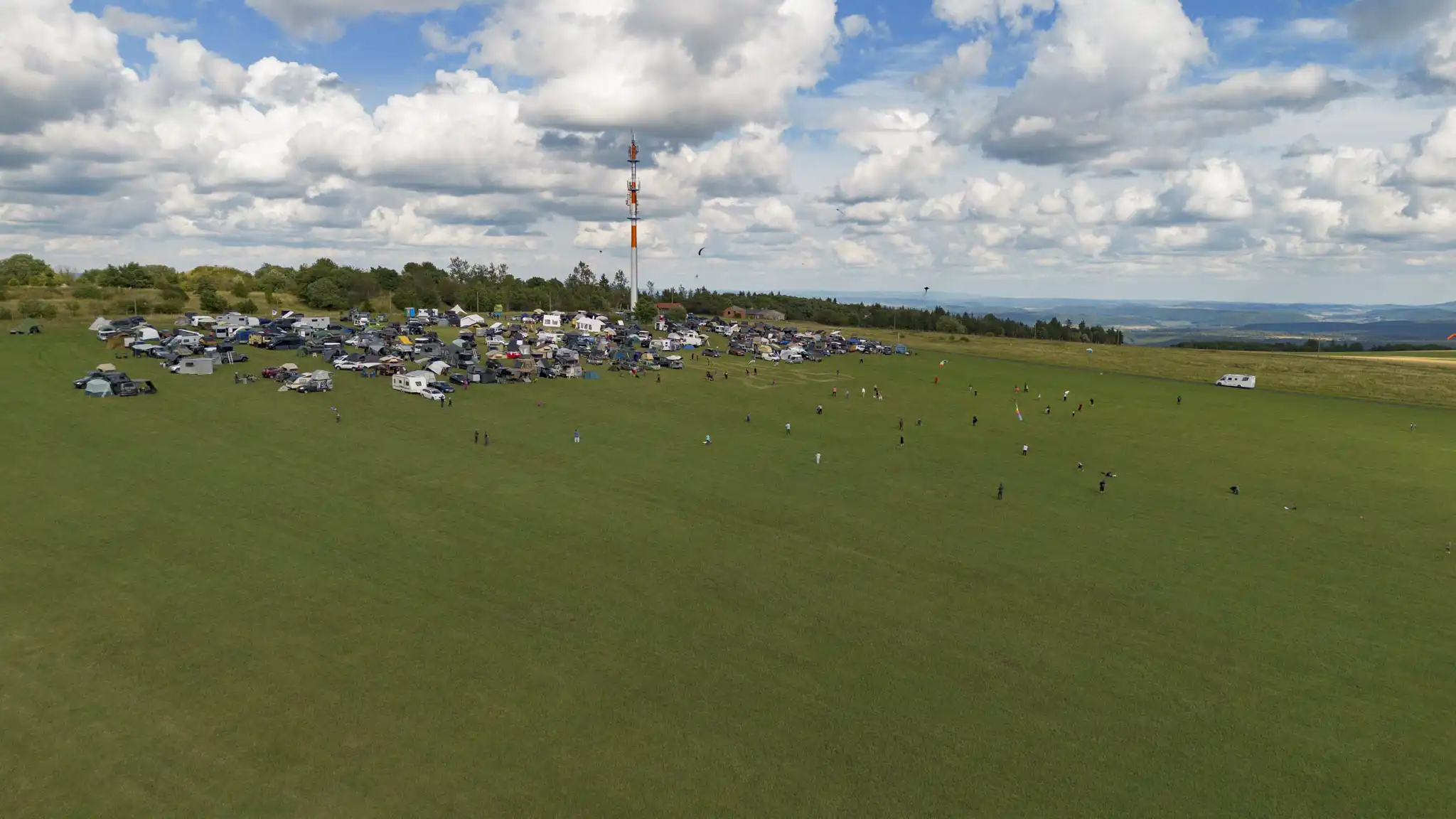 DACHZELT Sommer CAMP 2025 Drachen steigen