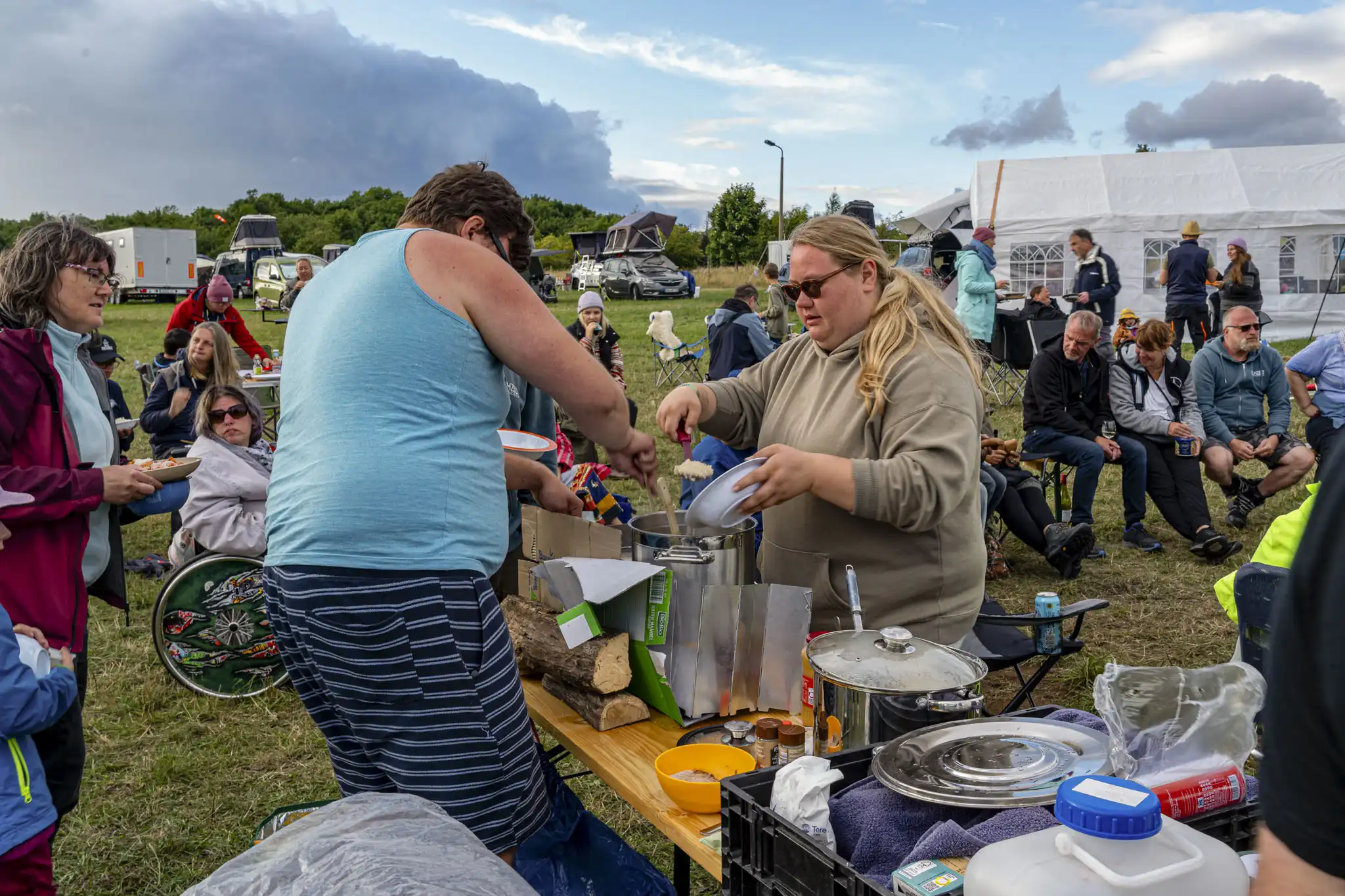 DACHZELT Sommer CAMP 2025 DZN Mahl