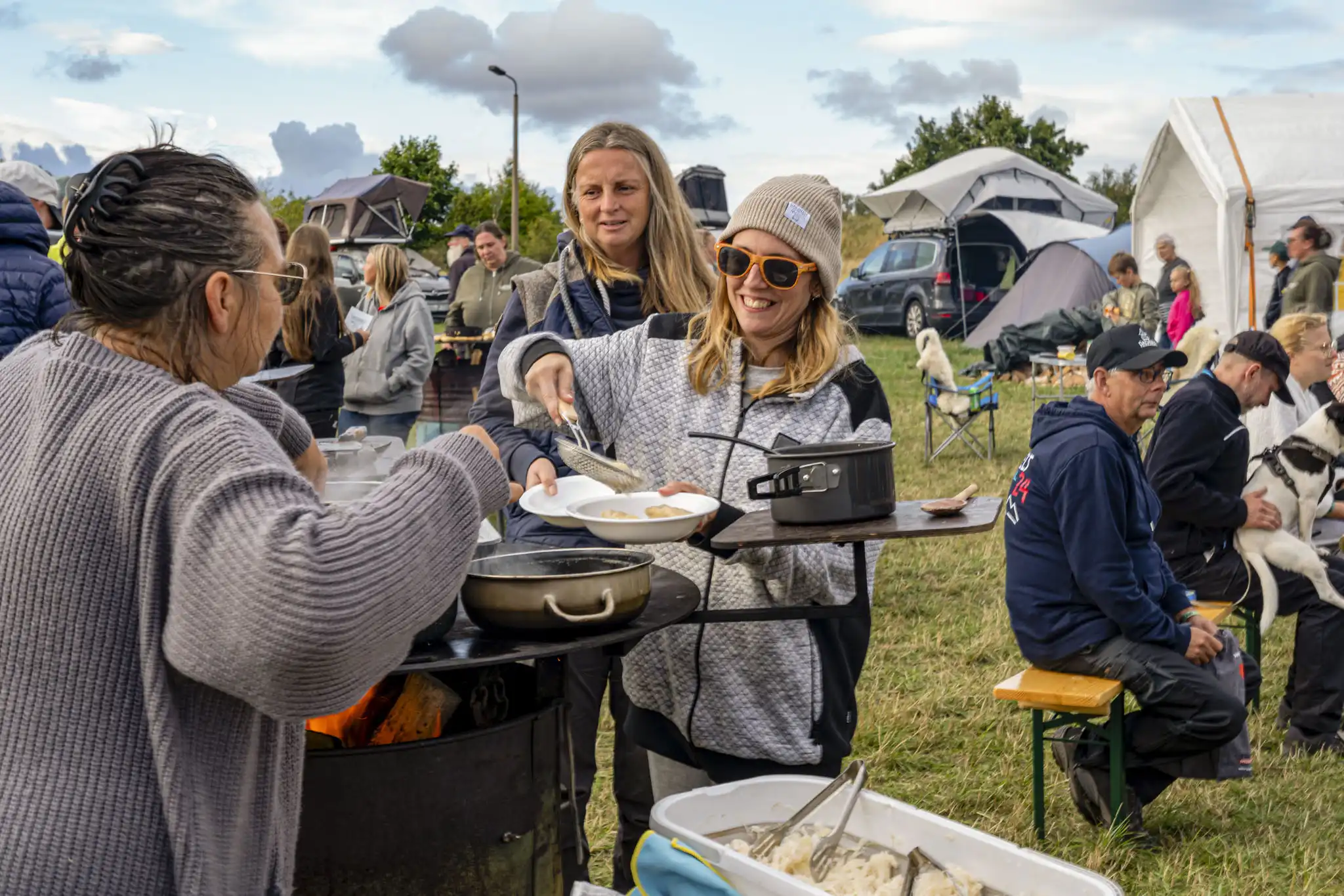 DACHZELT Sommer CAMP 2025 DZN Mahl