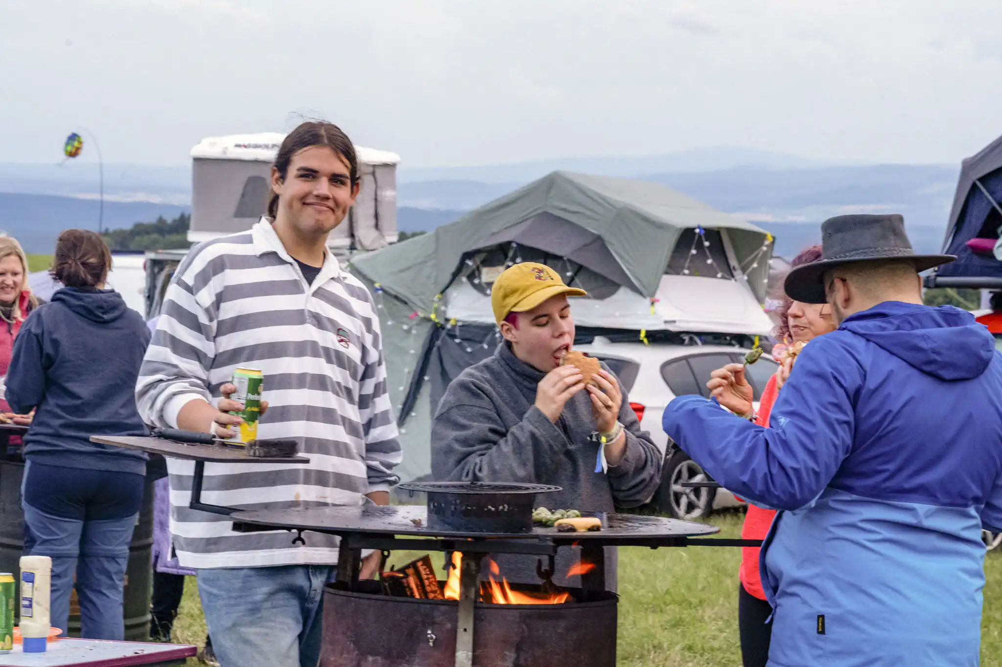DACHZELT Sommer CAMP 2025 Feuertonnen
