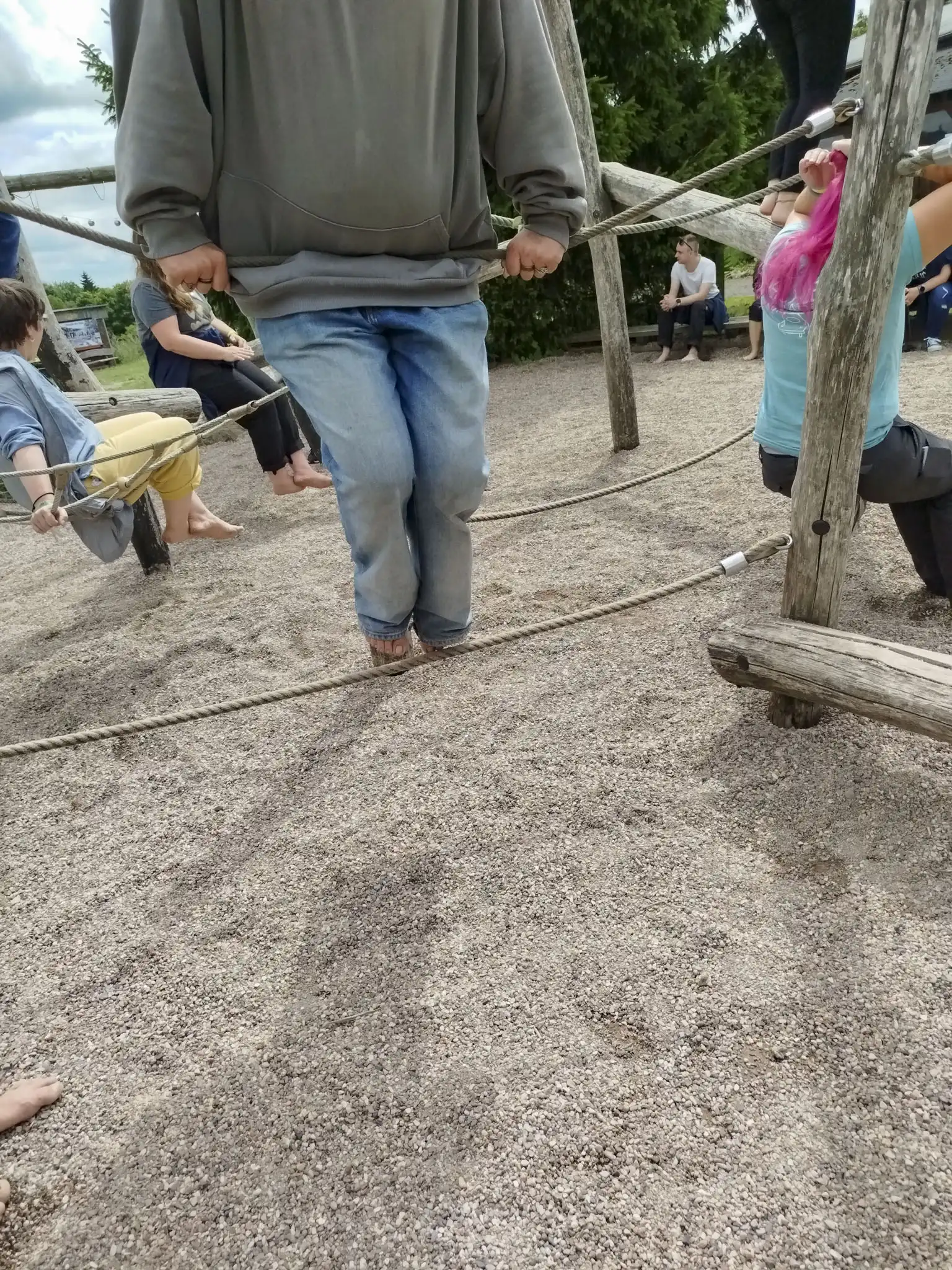 DACHZELT Sommer CAMP 2025 Aktivitäten Barfußspaziergang