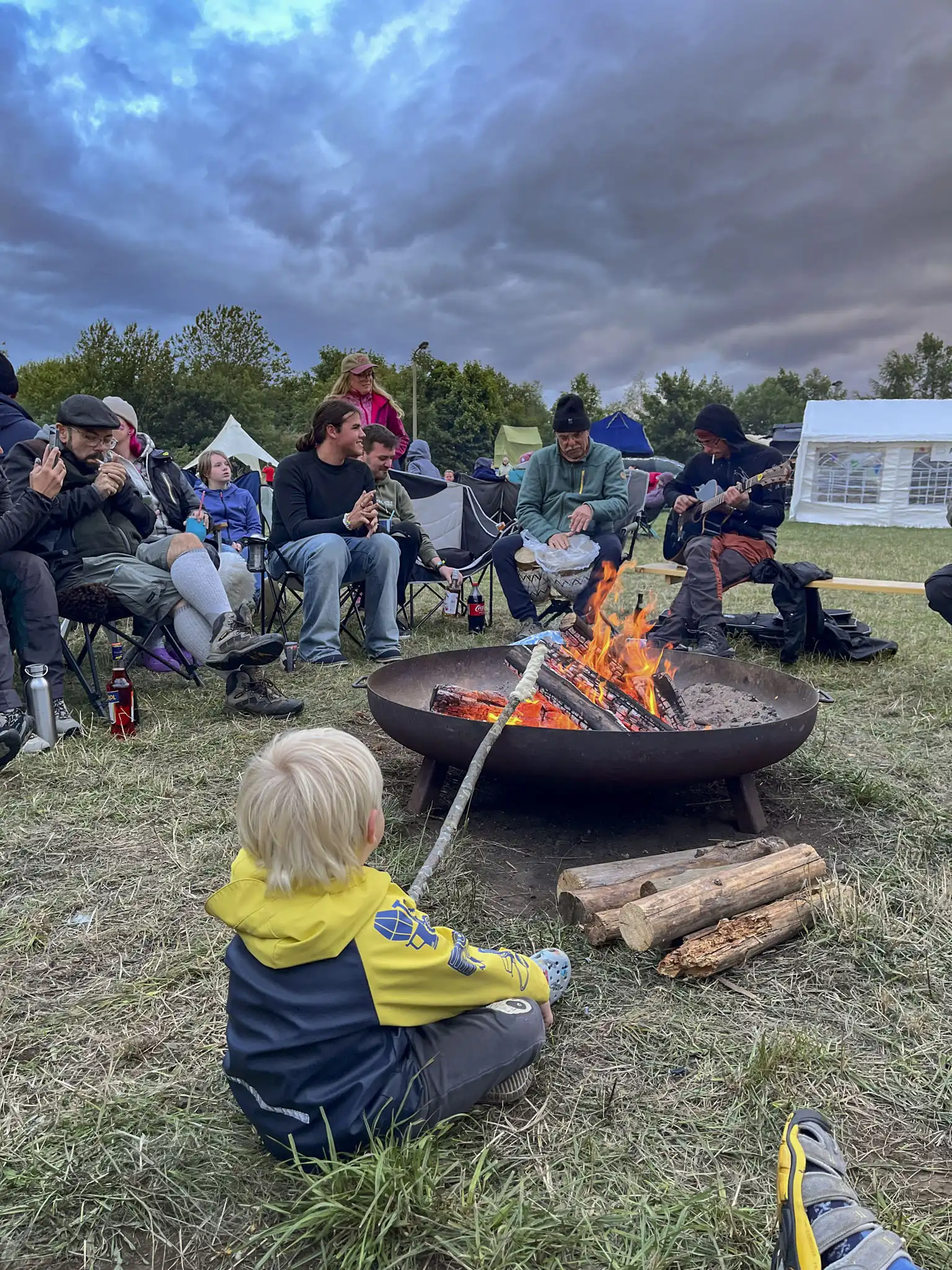 DACHZELT Sommer CAMP 2025 Lagerfeuer