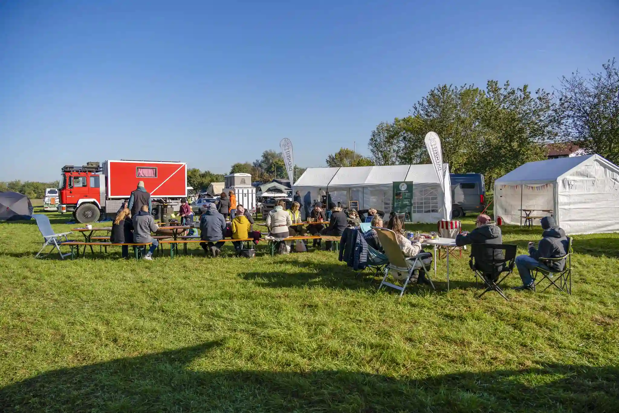 DACHZELT CAMP Bayern 25 Camp Area