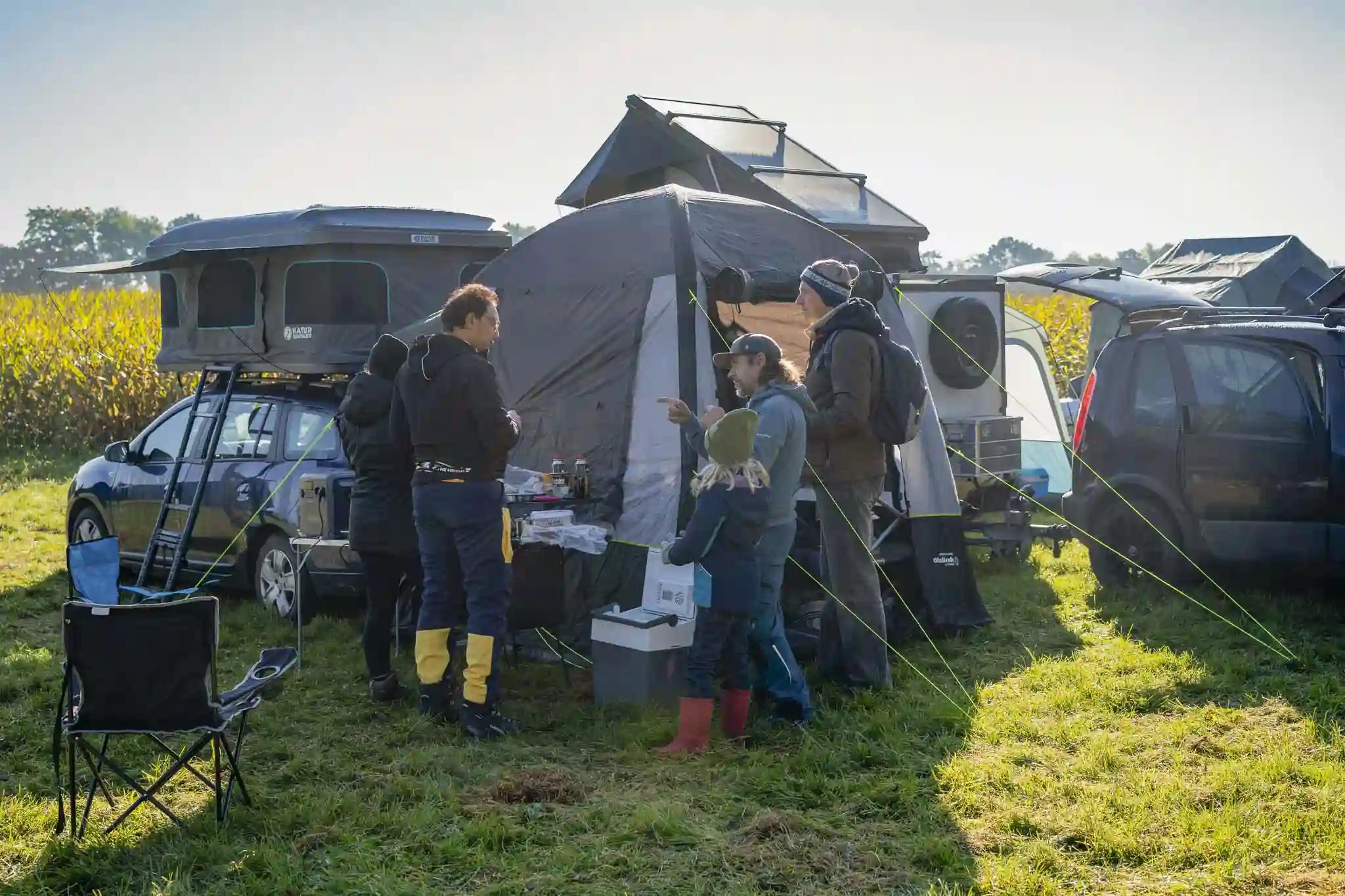 DACHZELT CAMP Bayern 25 Camp Area