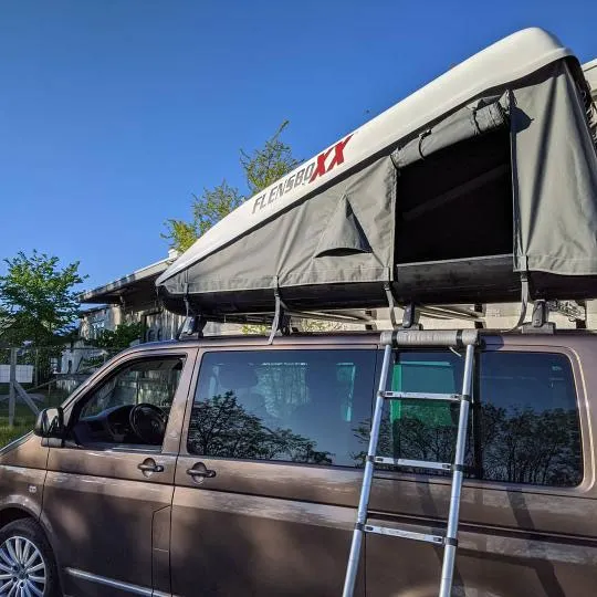 dachzeltnomaden-flensboxx-dachzelte-biwak-seiteneingang-kaufen Flensboxx biwak seiteneingang offen