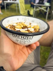 DZN Merch- und Infostand beim Sommer CAMP 2026