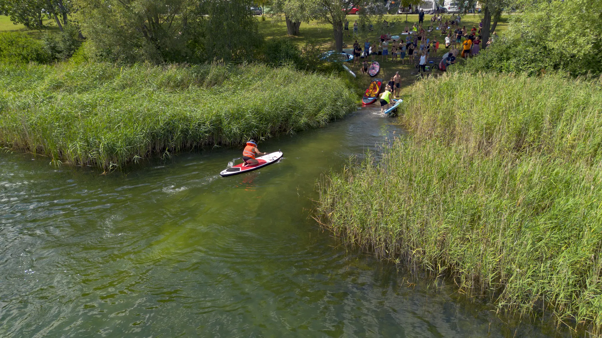 SUP-Rennen auf dem Mondsee beim DACHZELT Sommer CAMP 2026
