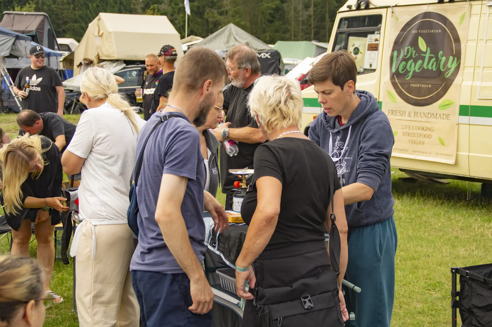 Flohmarkt beim DACHZELT Sommer CAMP 2026