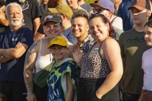 Luftaufnahme des Gruppenfotos beim Sommer CAMP 2026