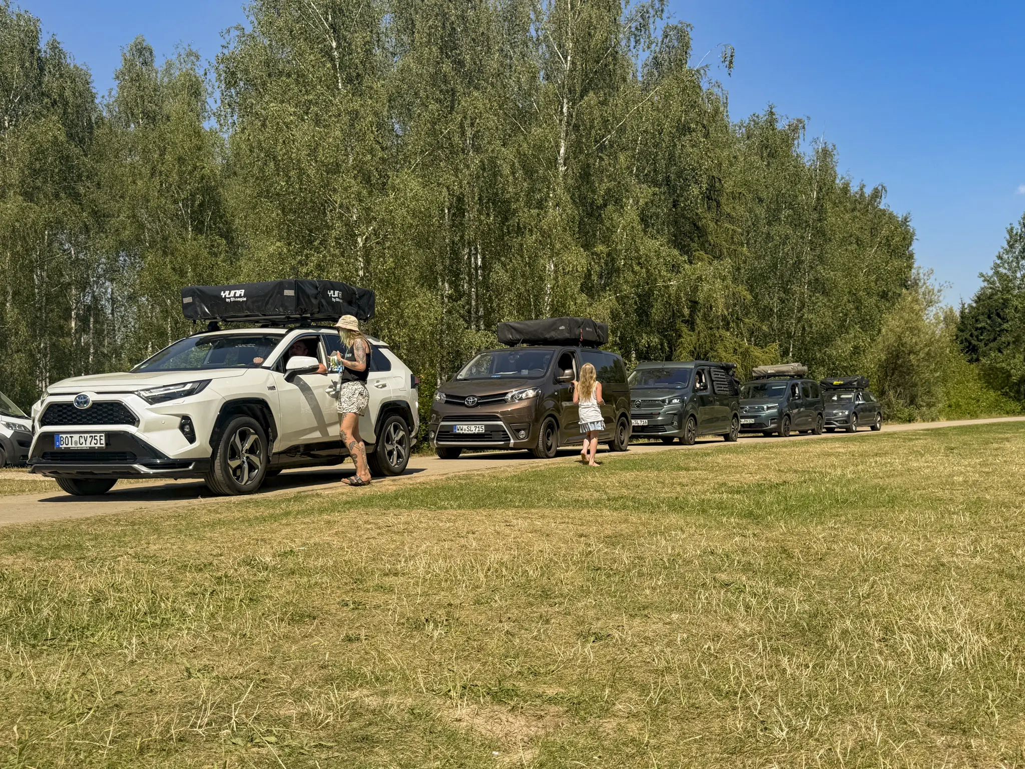 Einweisung auf die Stellplätze beim DACHZELT Sommer CAMP 2026