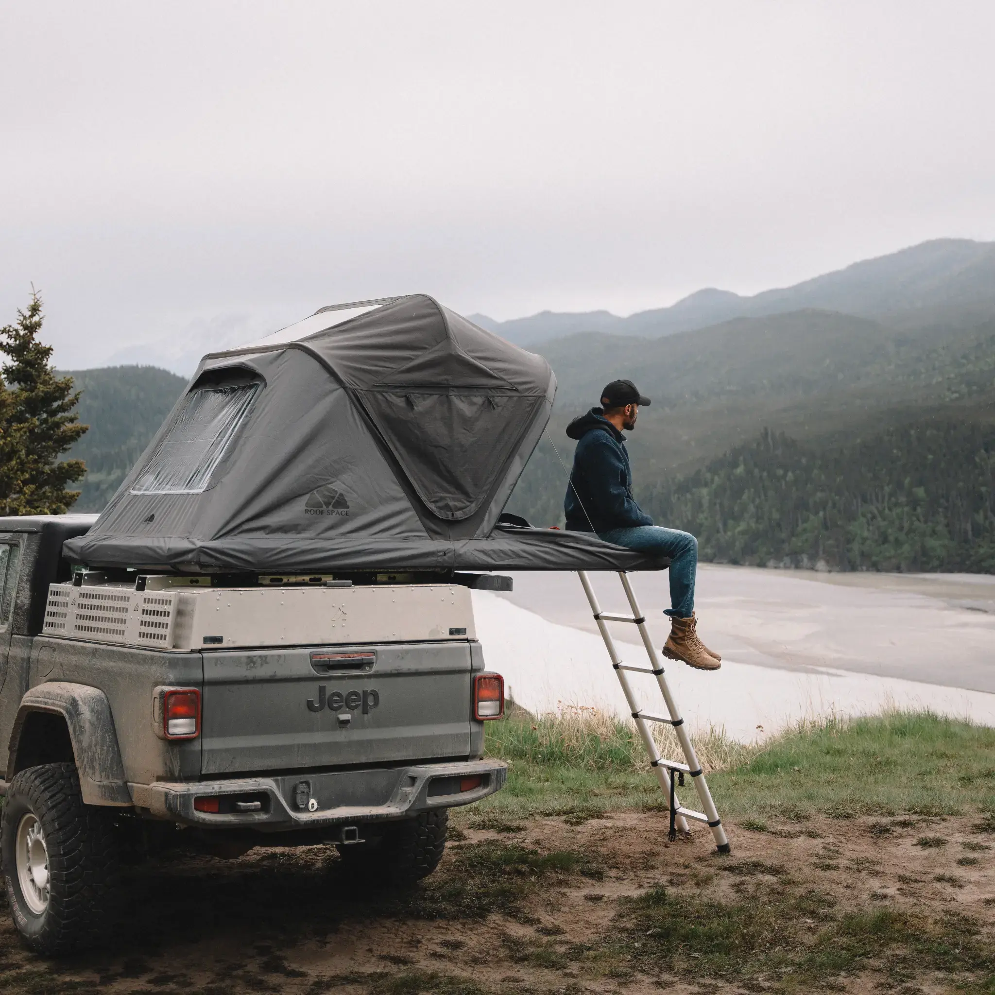 Roof_Space_2_Dachzelt_Tent_on_wheels Dachzeltnomaden Dachzelt mieten